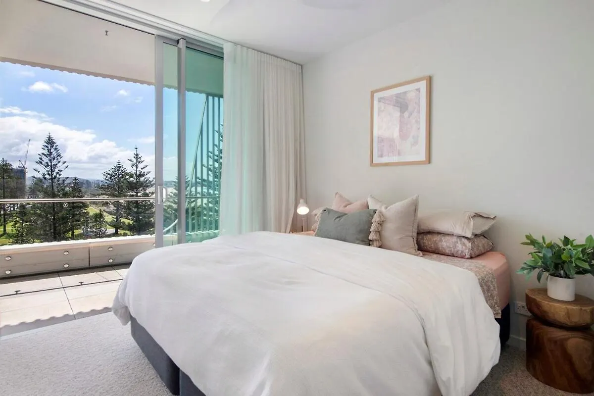 Beachfront Escape Kirra Ocean Views Sleeps 6 Gold Coast Australia