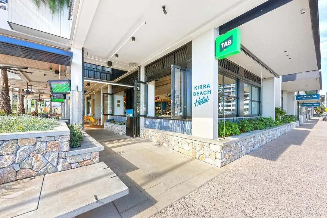 Apartment Beachfront Escape Kirra Ocean Views Sleeps 6 Gold Coast