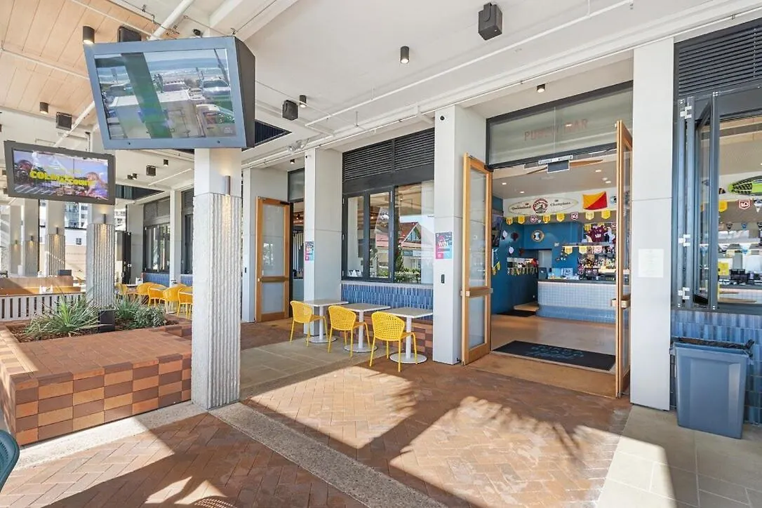 Beachfront Escape Kirra Ocean Views Sleeps 6 Gold Coast Australia